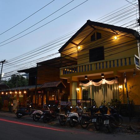 Pama Guesthouse Chiang Mai Esterno foto