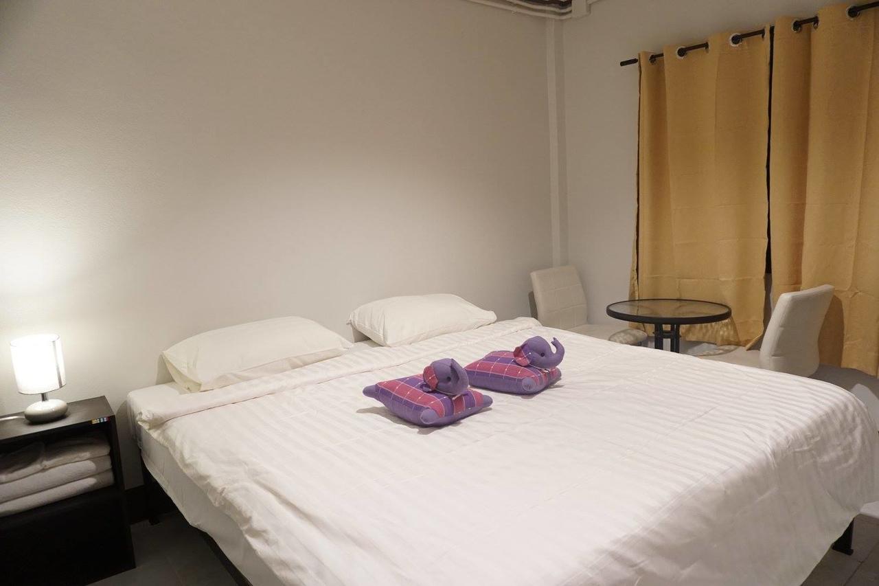 Pama Guesthouse Chiang Mai Esterno foto