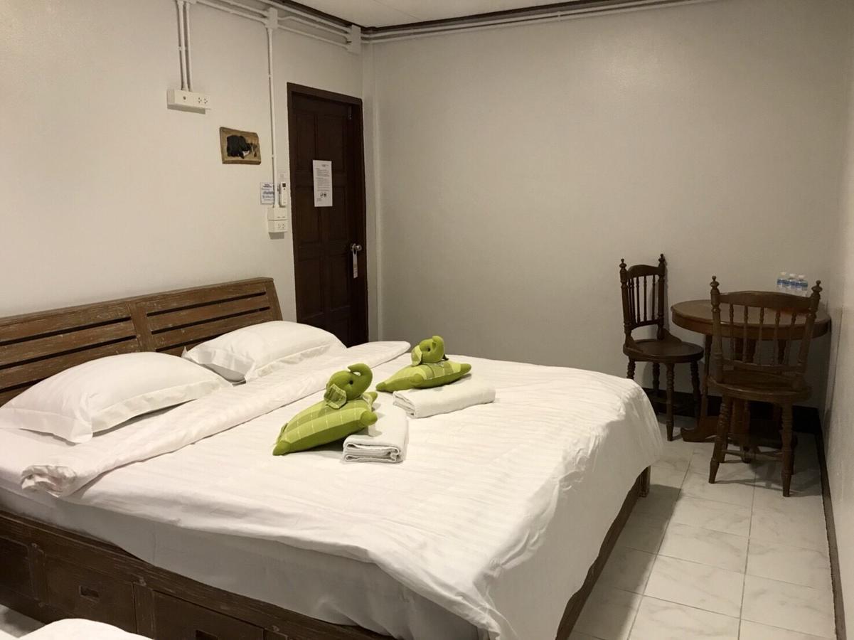 Pama Guesthouse Chiang Mai Esterno foto